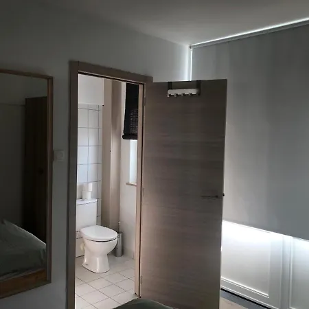 Apartamento 1 *